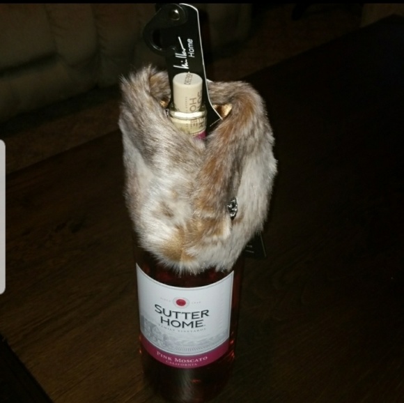 Nicole Miller Accents New Fur Wine Bottle Brooch Stole Poshmark